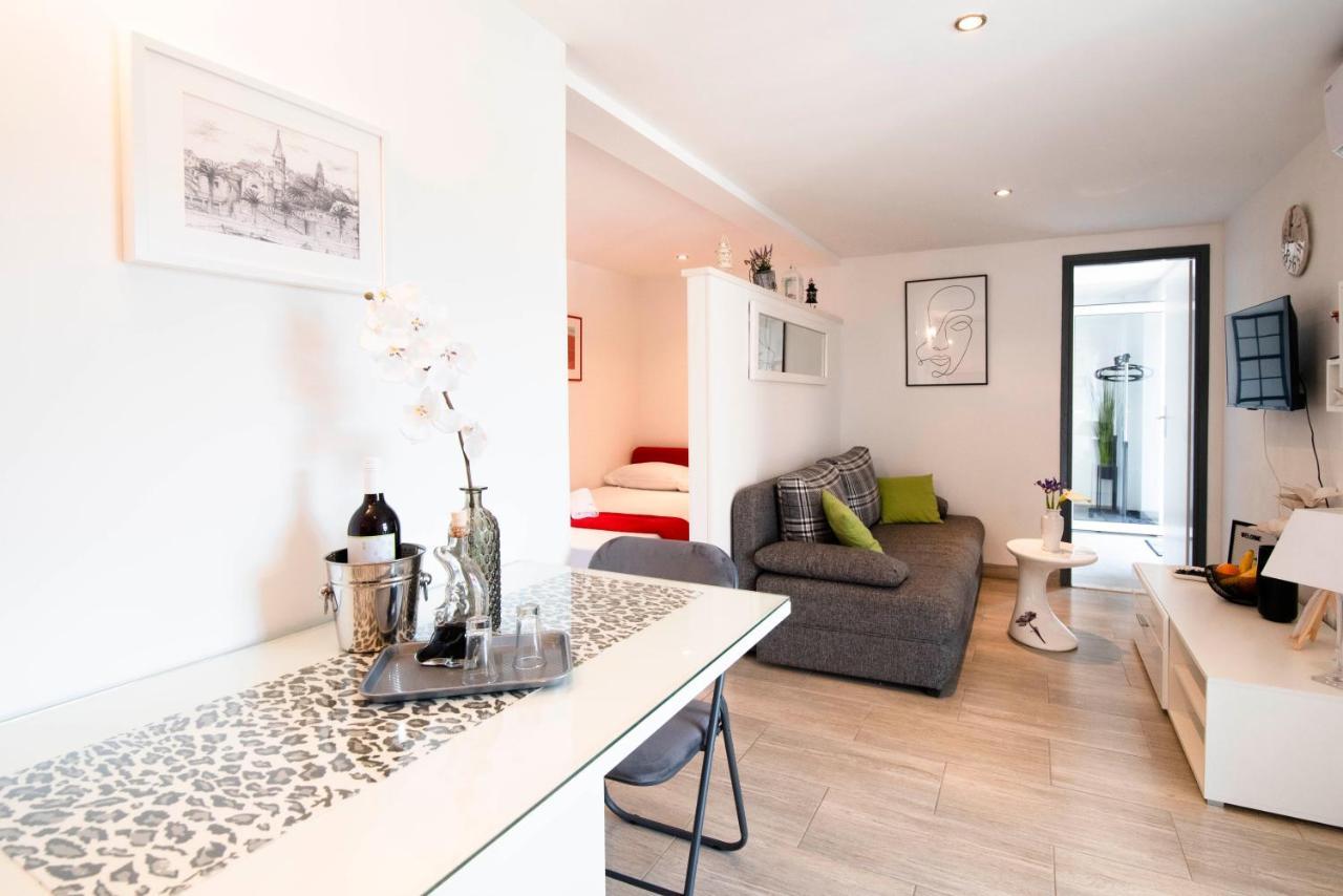 Apartman NONO Splitska Bagian luar foto